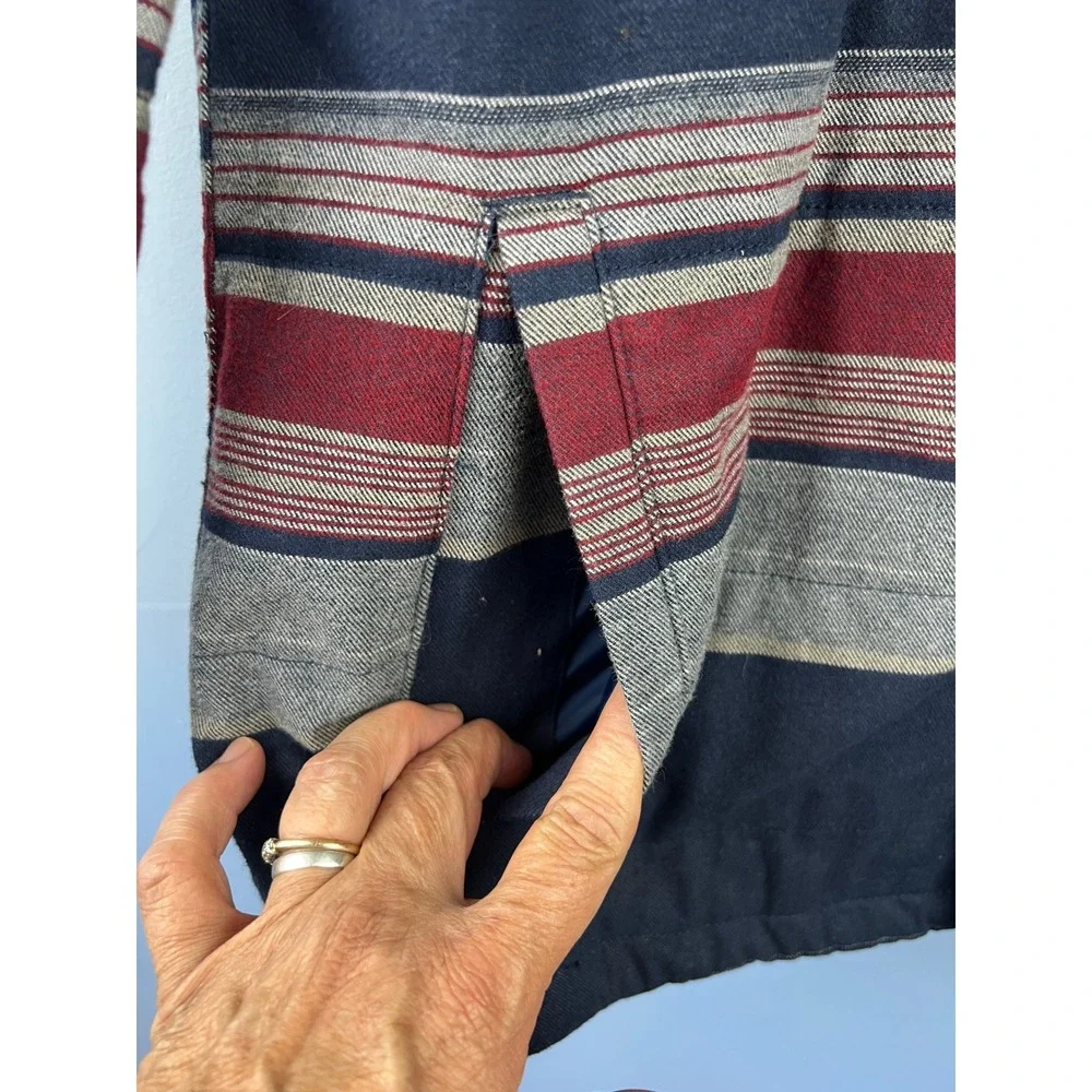 Eddie Bauer Blue‎ Striped Flannel Shirt Jacket Mens SZ L Heavyweight Shacket